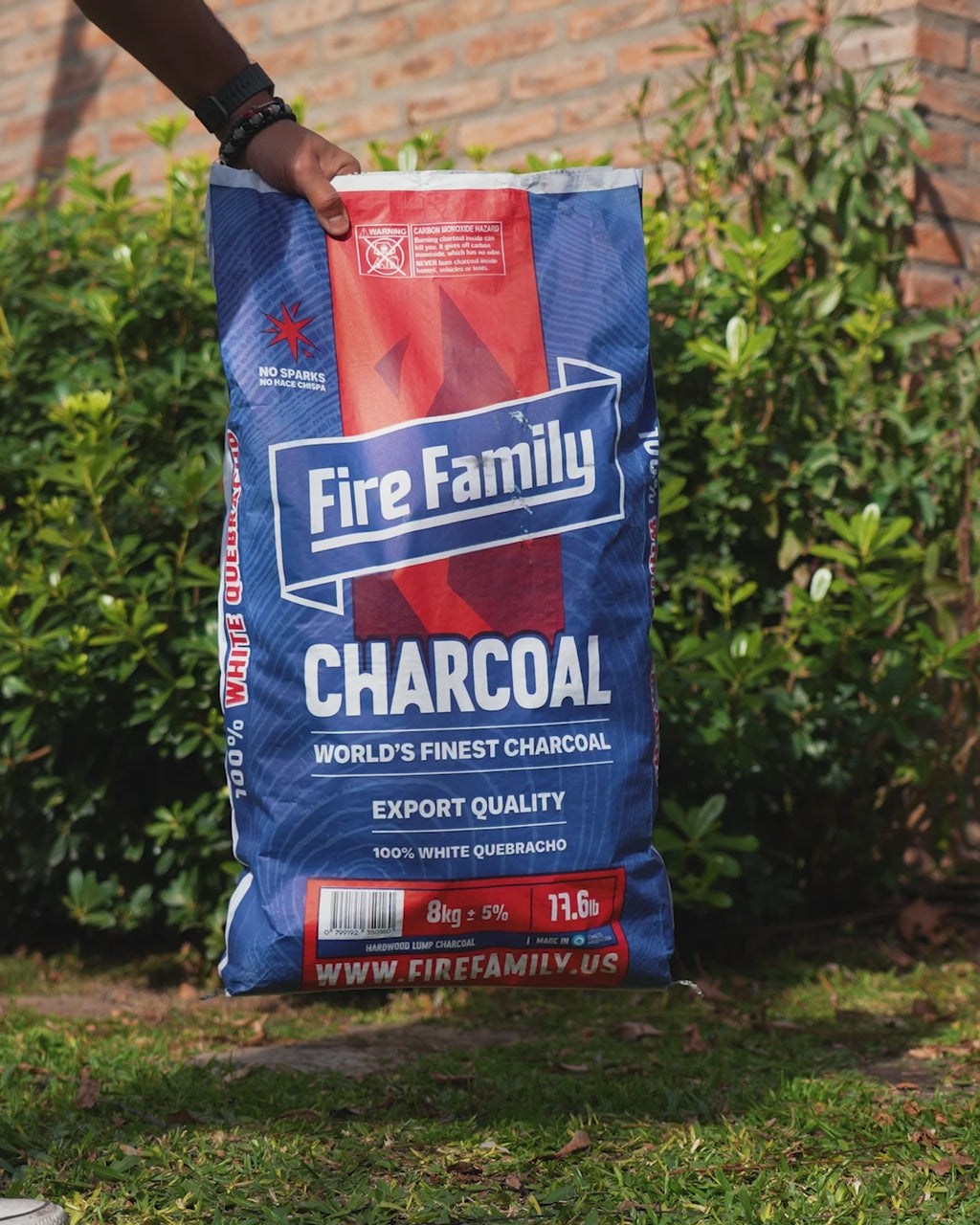 Charcoal Fire Family 17.6 lb | 100% Natural, White Quebracho Argentino.
