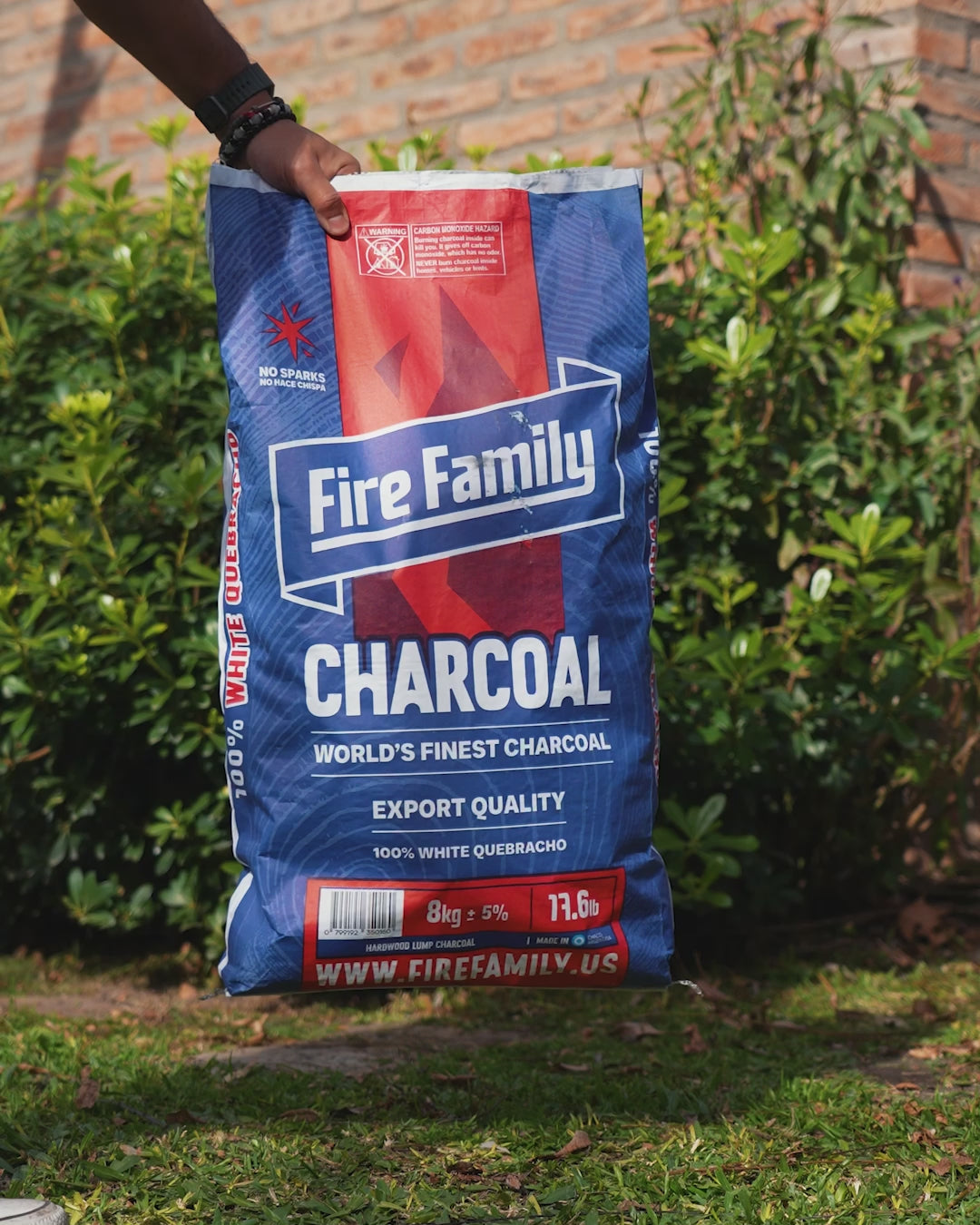 Charcoal Fire Family 17.6 lb | 100% Natural, White Quebracho Argentino.