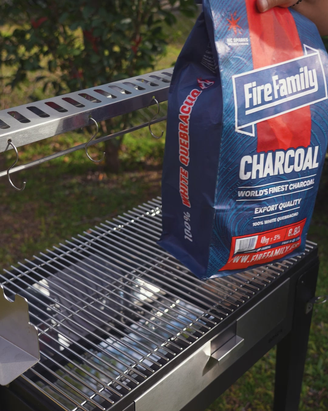 Charcoal Fire Family 8.82 libras | 100% Natural, White Quebracho Argentino.